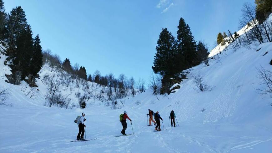 Petite combe à l'ombre sous le Col de la Bolire. Photo : Pascalou Petite combe à l'ombre sous le Col de la Bolire. Photo : Pascalou